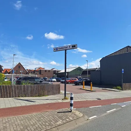 Little Loft, Summerhouse Near The Free Parking- Have A Stay! Noordwijk